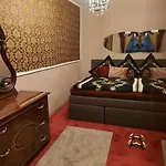 Schloss Weichs Zu Mit 2schlafzimmer Parkplatz Internet 75qm Zentrum Lägenhet *