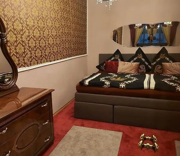 Schloss Weichs Zu Mit 2schlafzimmer Parkplatz Internet 75qm Zentrum Апартаменты *